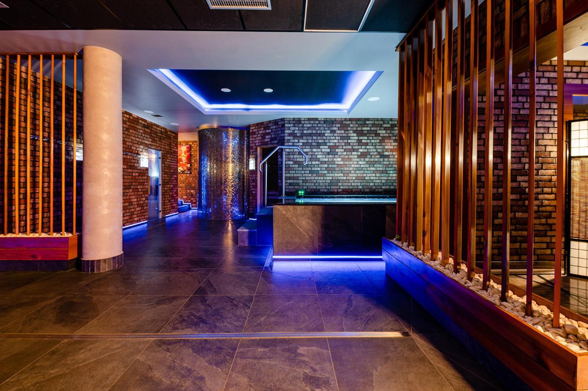 Hotel Alhar Люблінєц Екстер'єр фото