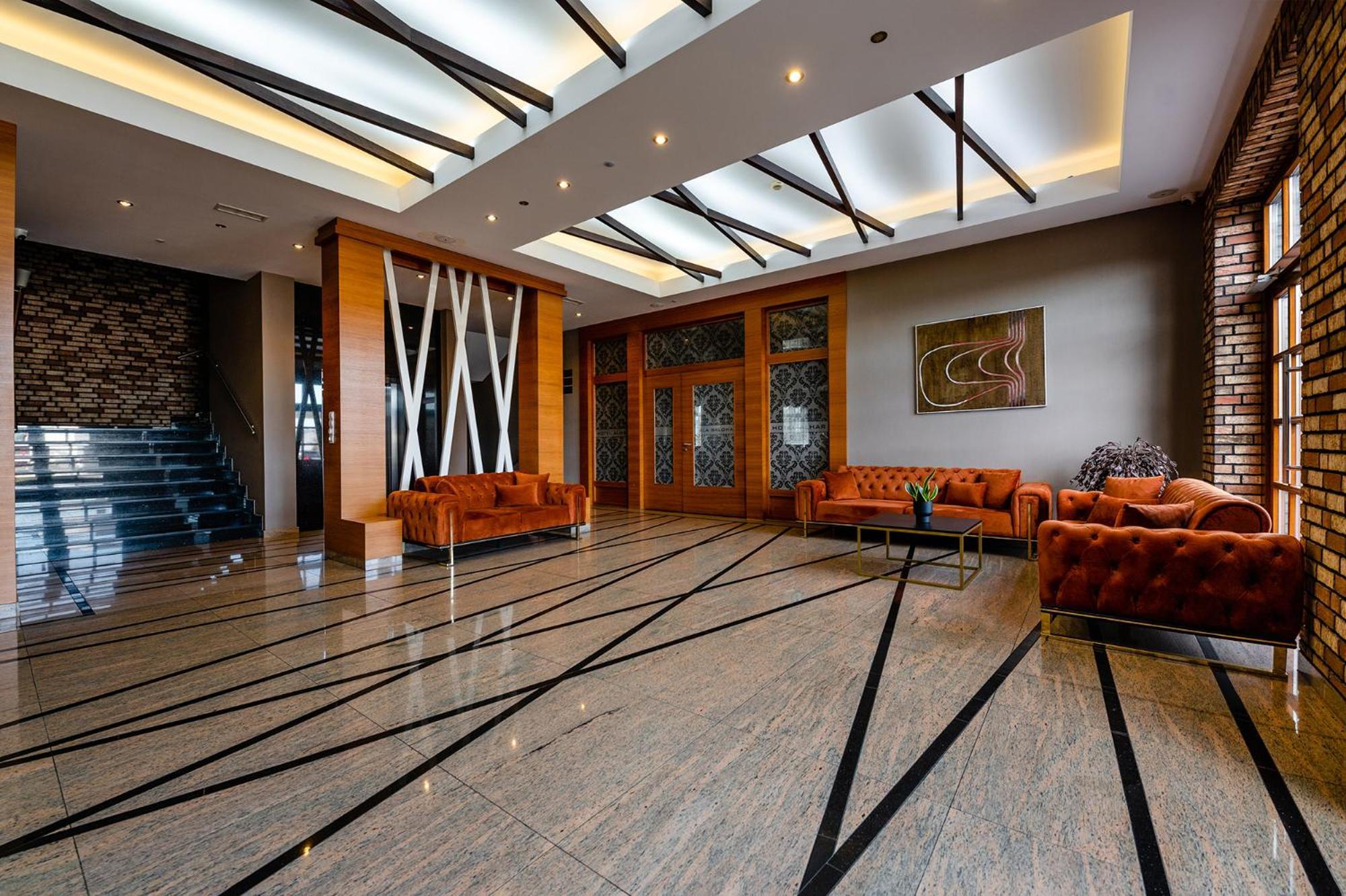 Hotel Alhar Люблінєц Екстер'єр фото